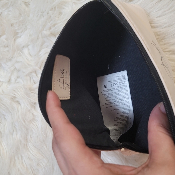 Dolce & Gabbana  Cosmetic Bag - Picture 5 of 6